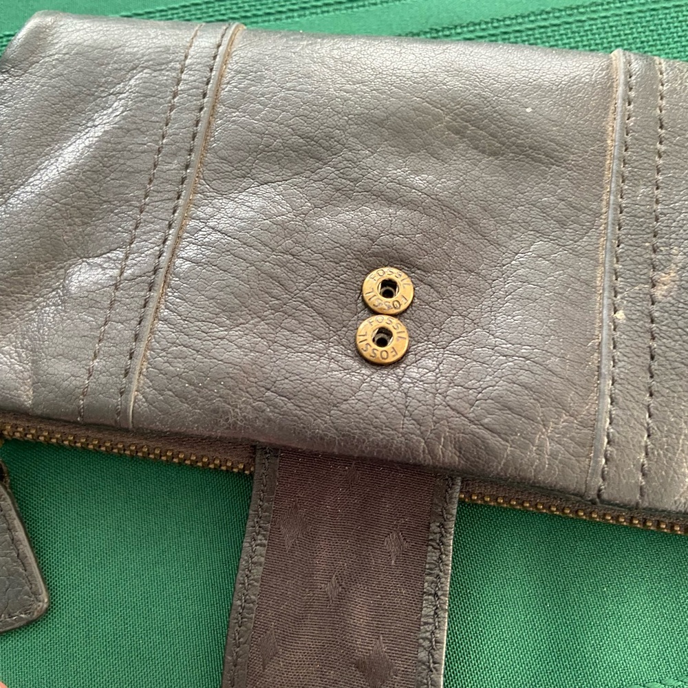 Fossil black Leather Wallet with Gold Accent - Picture 6 of 9